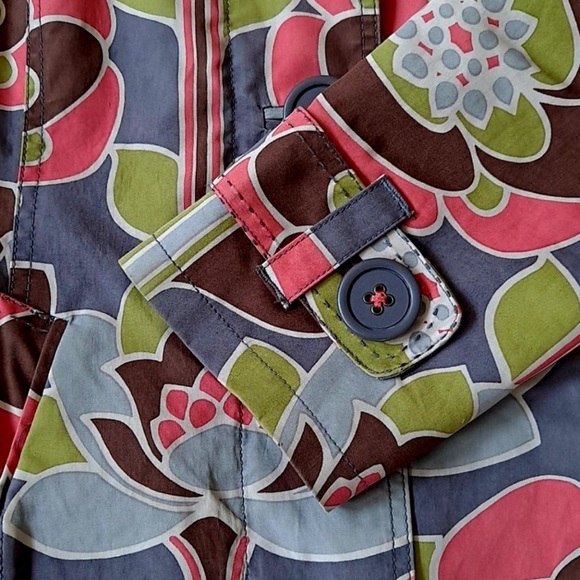 Boden Rainyday Mac Coat - Picture 9 of 10